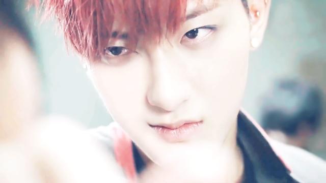 黄子韬生日鹿晗送祝福合集,鹿晗在微博上祝福黄子韬生日快乐