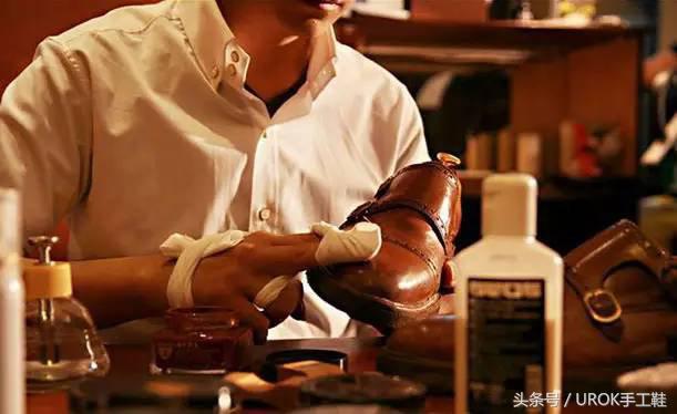 皮鞋皱怎么办教你一招,皮鞋起皱了怎么补救