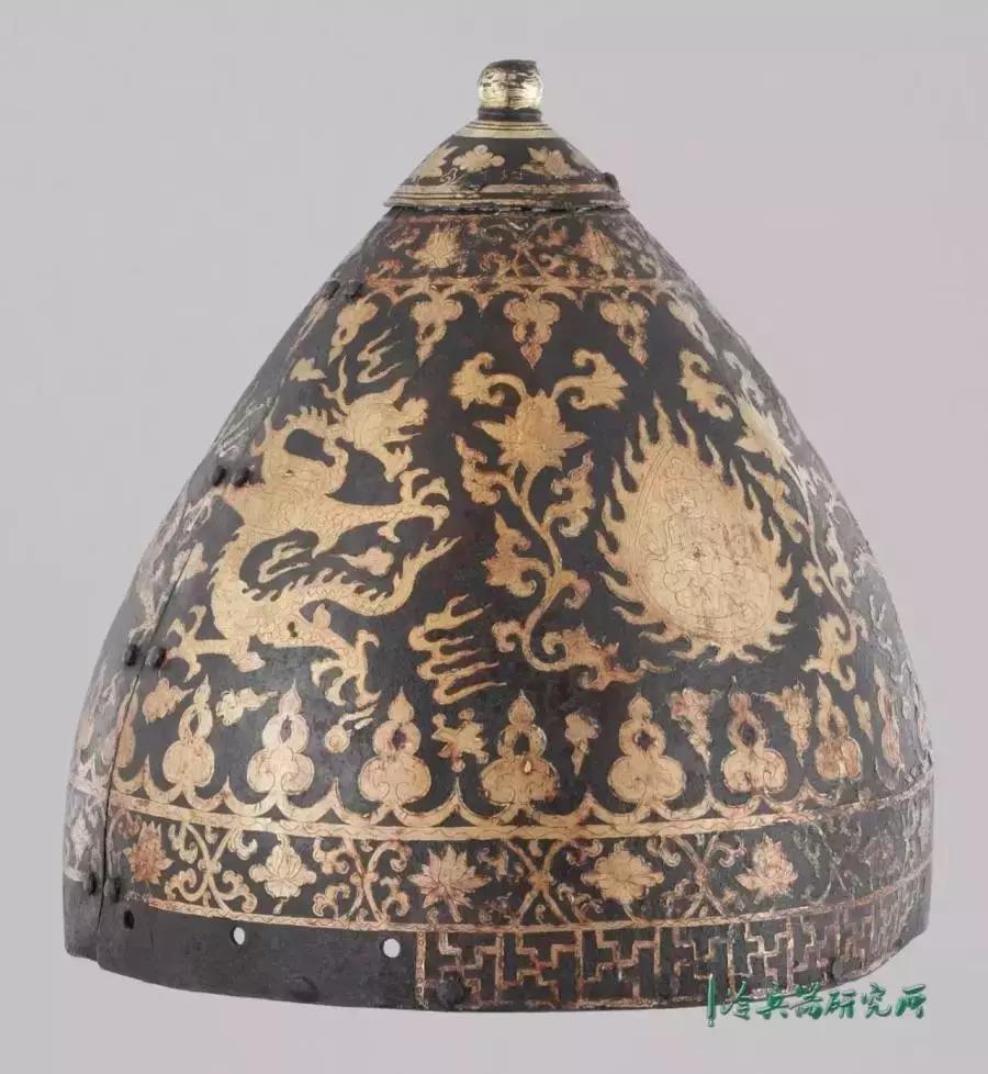 *藏西**宗教活动最特殊的祭品:传统盔甲、马铠和*器武**