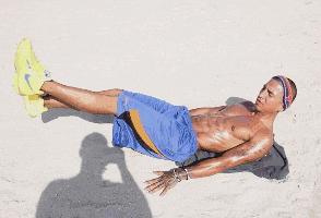 彭于晏腹肌怎么练的,彭于晏身材的正确练法