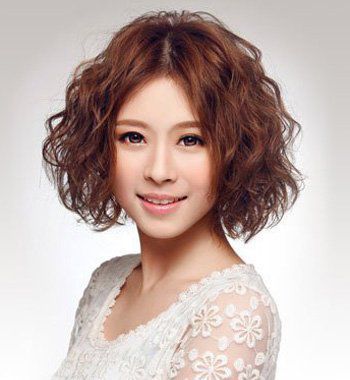 10款可爱的女生圆脸短发发型,适合三十岁圆脸女人的短发发型