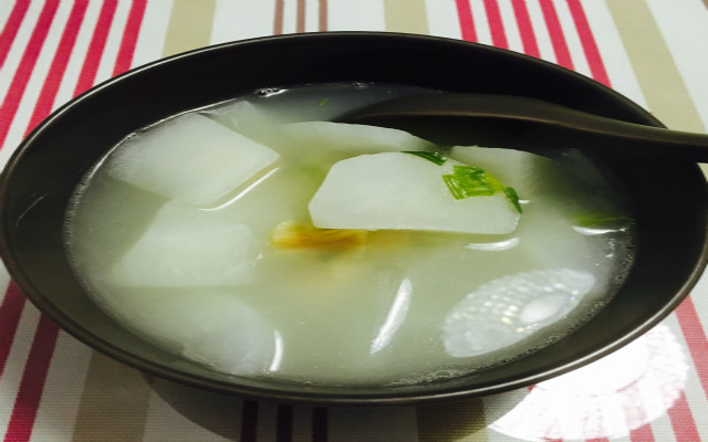 老人感冒不爱吃饭什么原因,感冒不爱吃饭可以吃点什么