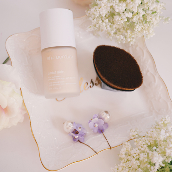 彩妆师推荐的粉底液,彩妆师介绍羽西鎏金粉底液