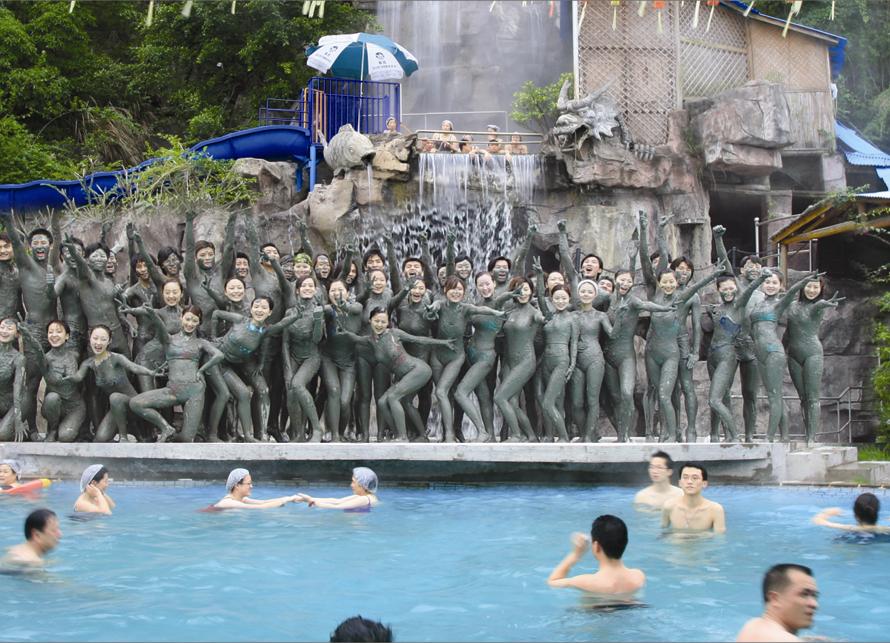 万梓良客家哪里人,万梓良祖籍广东宝安什么村