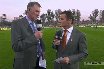 足球搞笑庆祝动作gif,足球过人gif