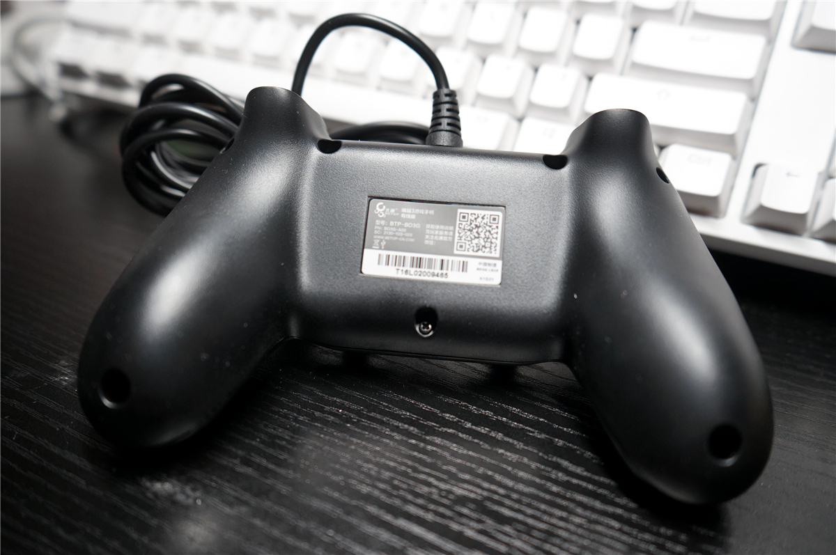 二十功名尘与土下一句,二十年功名尘与土八千里路云和月