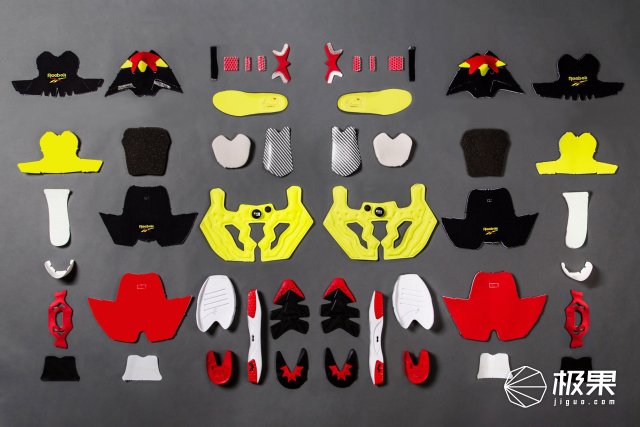 便捷式系鞋带球鞋,自动系鞋带的nike球鞋