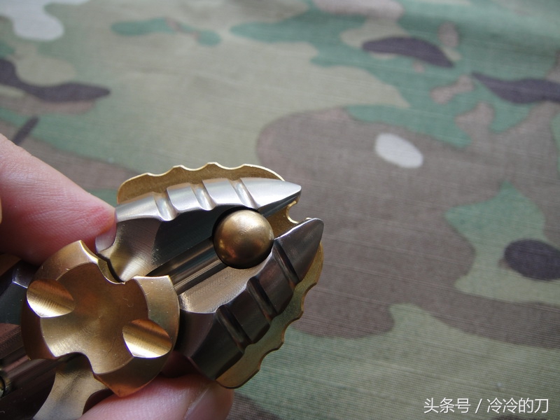 指尖陀螺蚕蛹,颜值即正义作品