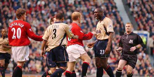 阿森纳vs曼联打架,阿森纳vs曼城冲突全过程