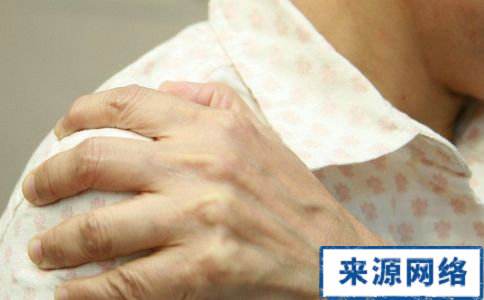 胳膊发冷是什么病？