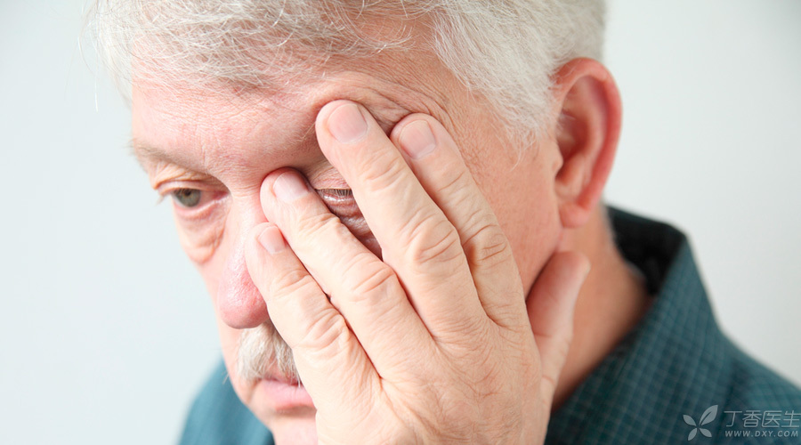 突然眼前一黑这是怎么回事,眼前突然一黑是什么情况