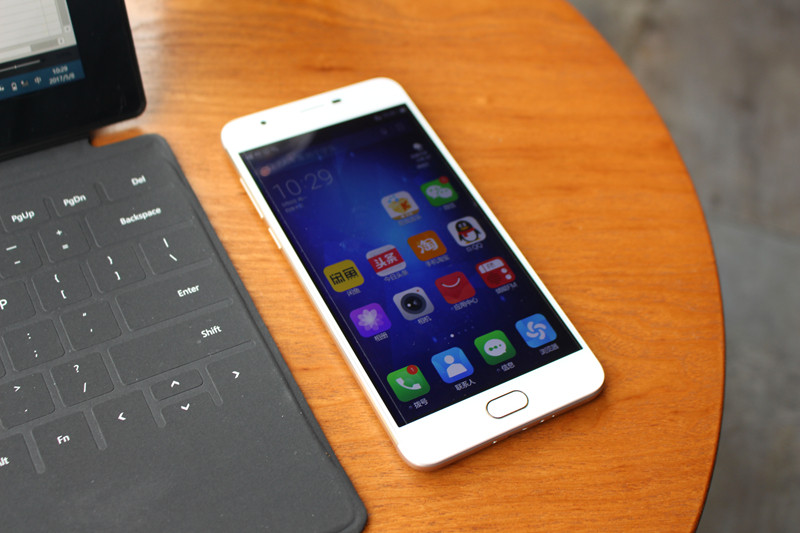 小辣椒a19手机,小辣椒双摄手机怎么样