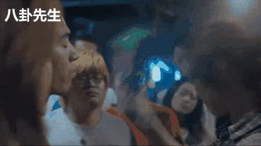 范冰冰被酒瓶爆头，刘德华被殴打，这些明星拍戏真不容易