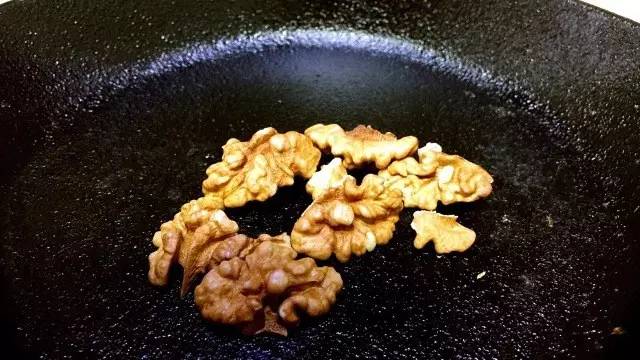 虾黄瓜苹果牛油果拌沙拉,芒果虾酱沙拉