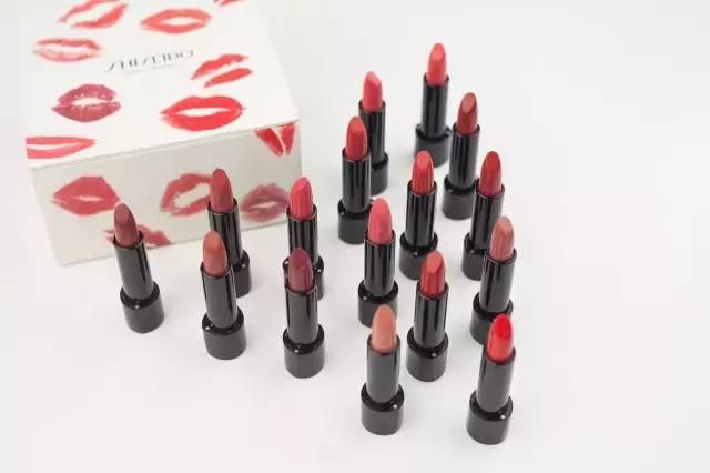 母亲节给妈妈买什么口红,母亲节送母亲什么口红