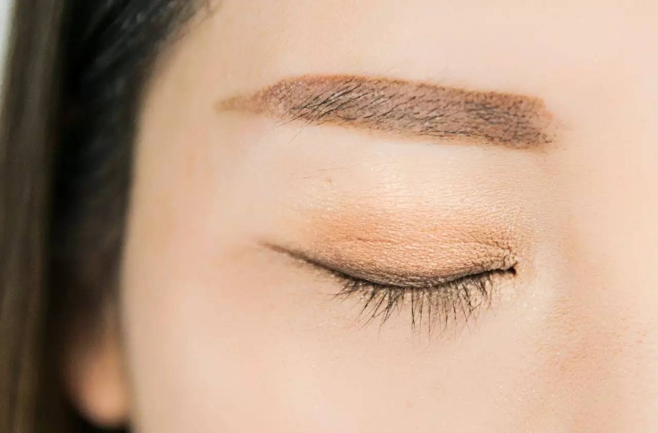 清新淡雅甜美妆,温柔知性淑女妆