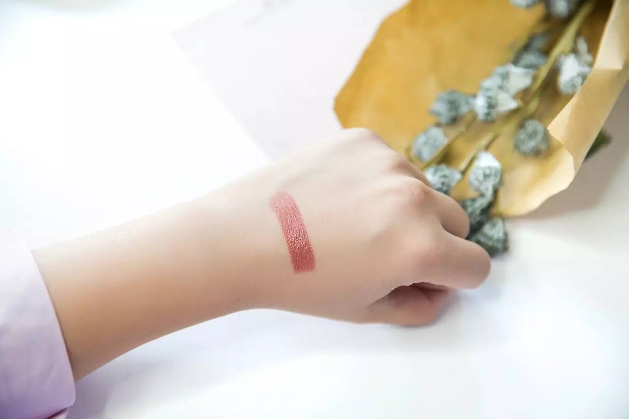 清新淡雅甜美妆,温柔知性淑女妆