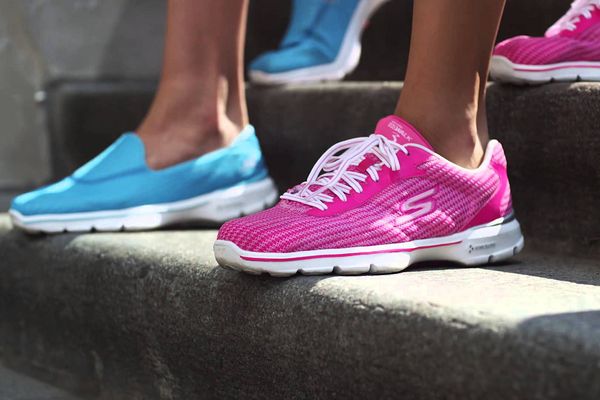 母亲节好礼软底透气妈妈健步鞋,母亲节送妈妈一双舒服鞋