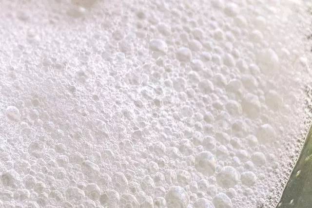 买一套1千元的玩具,500块1套玩具