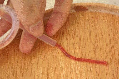 买一套1千元的玩具,500块1套玩具