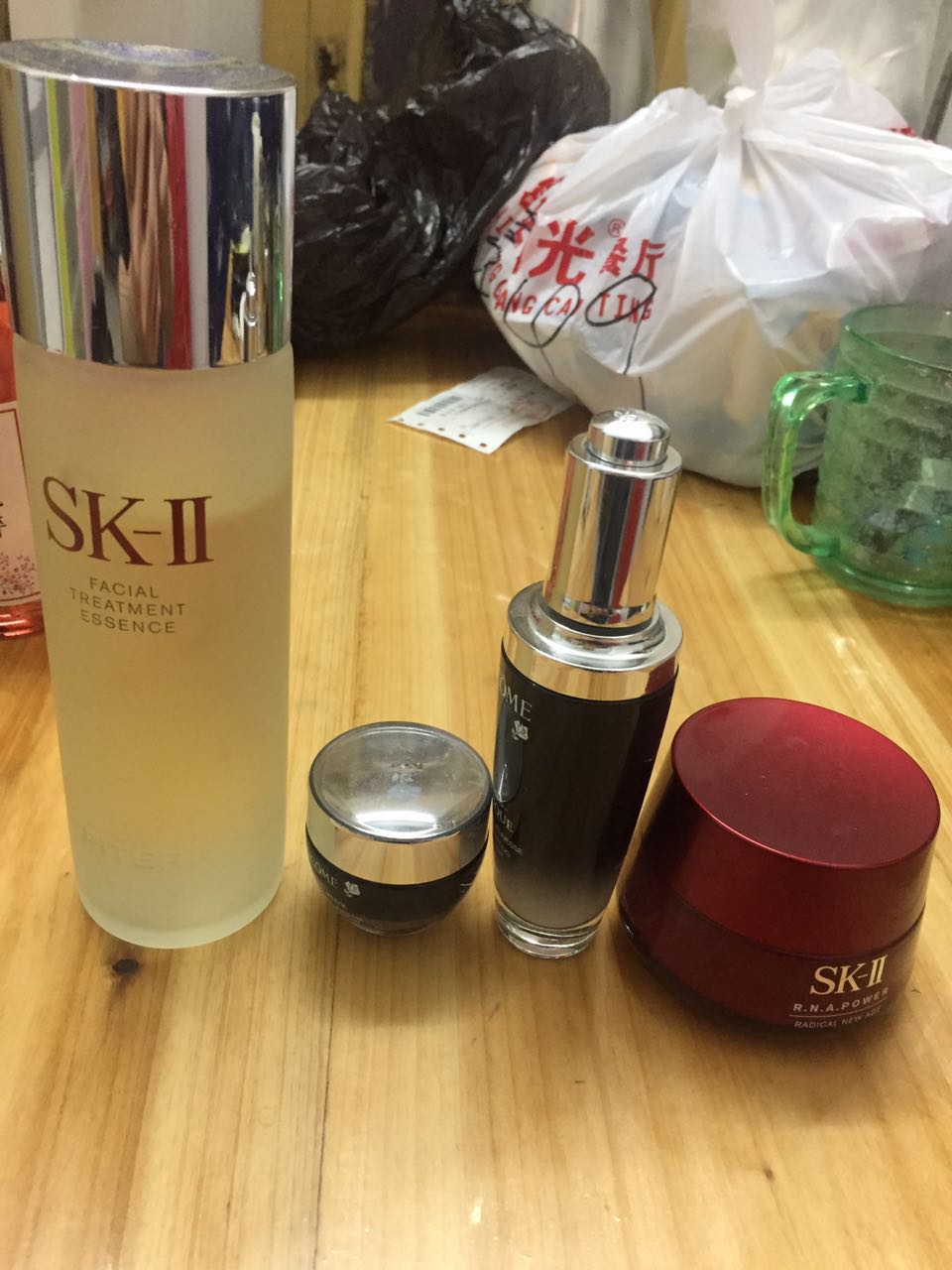 与sk2神仙水价格差不多的东西,sk2神仙水和大红瓶一起用有必要吗