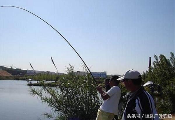 钓鱼钓浮怎样选漂,如何选择钓位和钓组