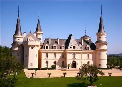 一组张裕爱斐堡酒庄实景图,蓝裕文化