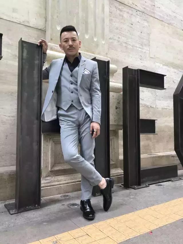 yy利哥连麦,yy利哥和老李连麦唱歌