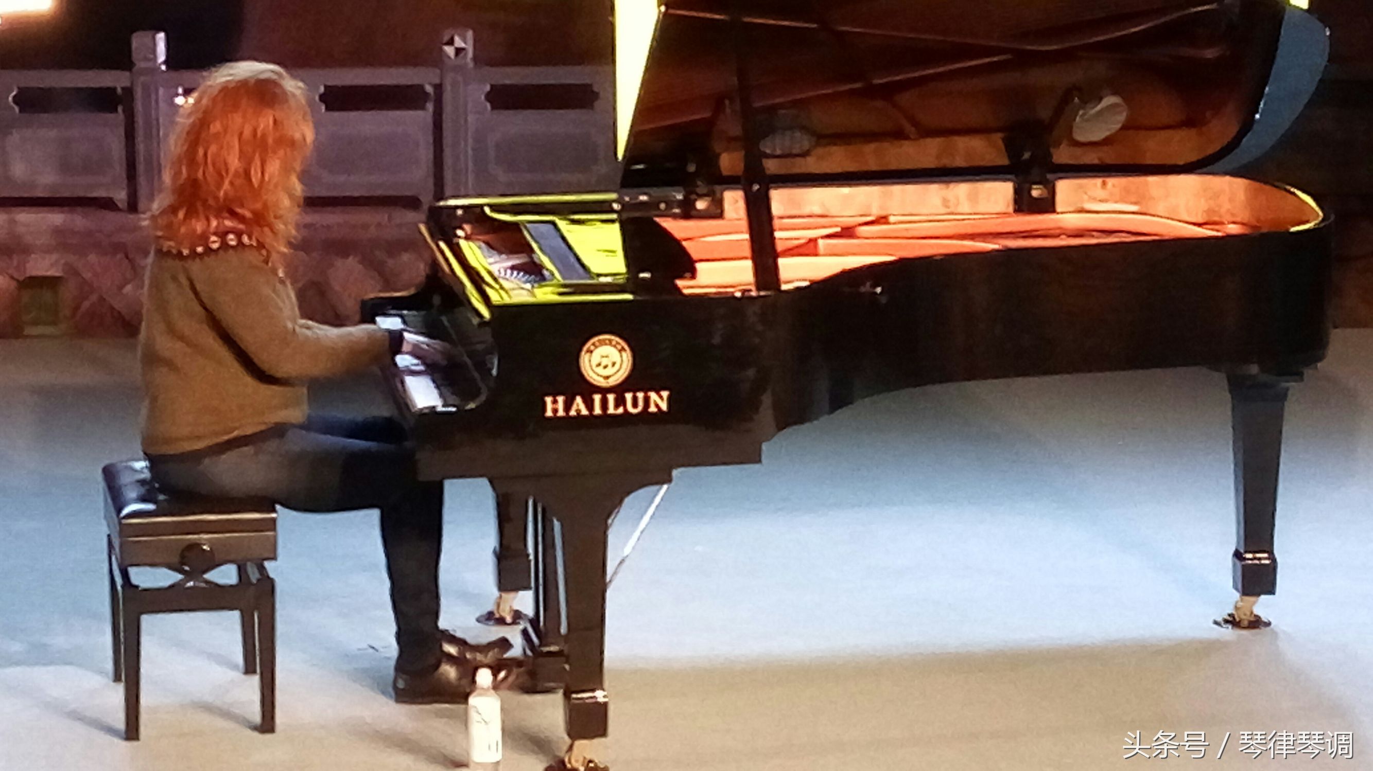 同价位选海伦钢琴还是珠江钢琴,同样价位买新钢琴还是二手琴