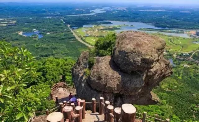 海南环线旅游攻略必去景点推荐,海南旅游攻略必去景点推荐日月湾