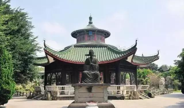 海南环线旅游攻略必去景点推荐,海南旅游攻略必去景点推荐日月湾