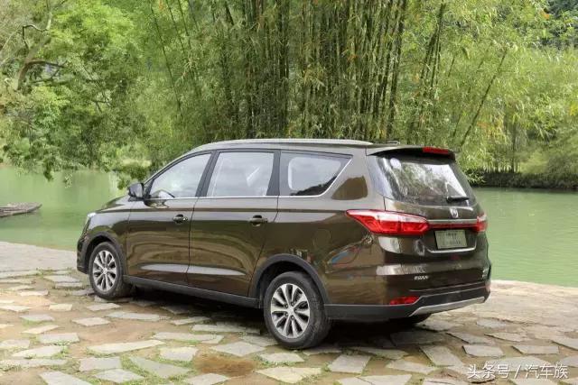 宝骏730和长安凌轩的区别,长安凌轩和宝骏730的发动机哪个好