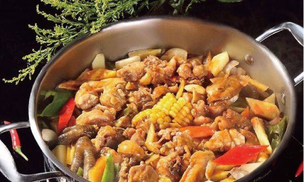 宫廷秘制，百年一焖锅，试营业期间狂甩58折，这家店要被挤爆了