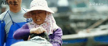 范冰冰被酒瓶爆头，刘德华被殴打，这些明星拍戏真不容易