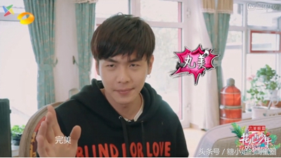 住着几千万的房子却用这几十块的粉饼，还有谁！