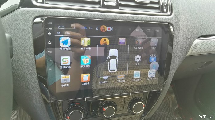 17款大众速腾豪华版驾车感受,18款速腾白色雅士银对比