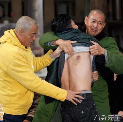 范冰冰被酒瓶爆头，刘德华被殴打，这些明星拍戏真不容易