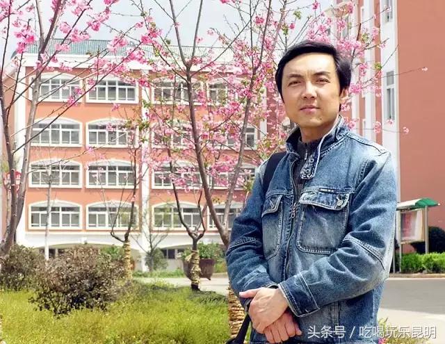 再见了龙狮城,再见了八年级