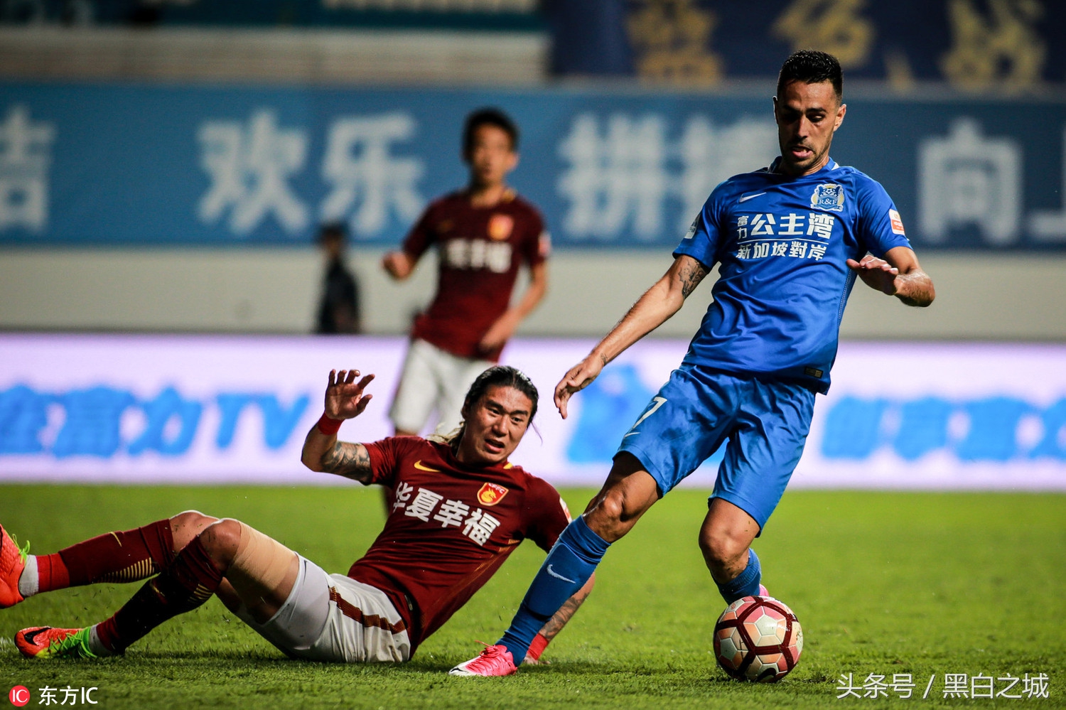 斯帅逆转狂丢7球,斯帅怒摔战术板