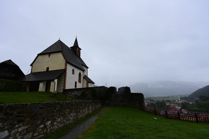 慢行克恩顿，浪回中世纪