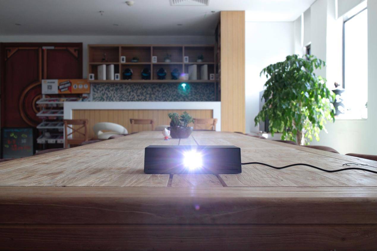 电影音乐打包带走！微鲸微投，弯道超车小米乐视