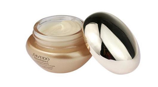 眼霜都给你们整理好了，答应我不要再熬夜了好吗！