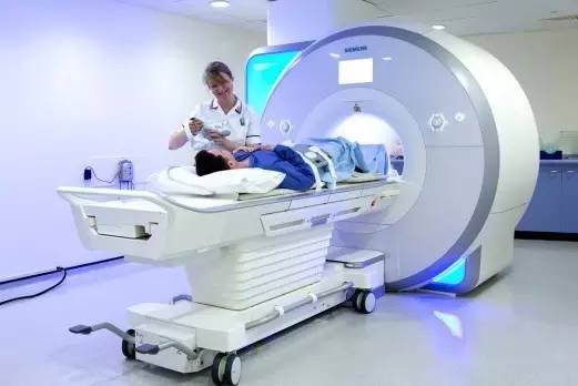 乳腺癌保乳放疗和全切放疗一样吗,乳腺癌全切术后放疗需要精放吗