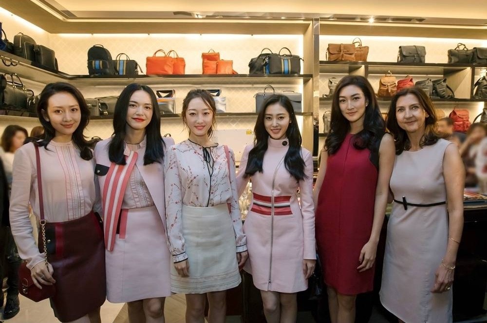 longchamp包70周年,私奔年轻时候唱的