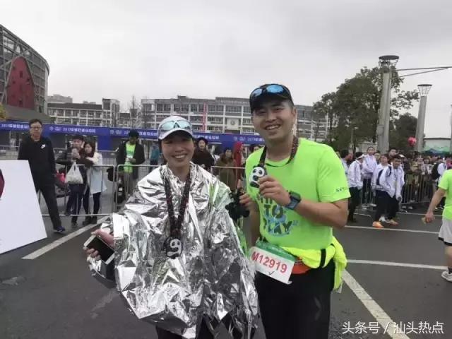 汕头金中海湾学校学霸,汕头金中女学生