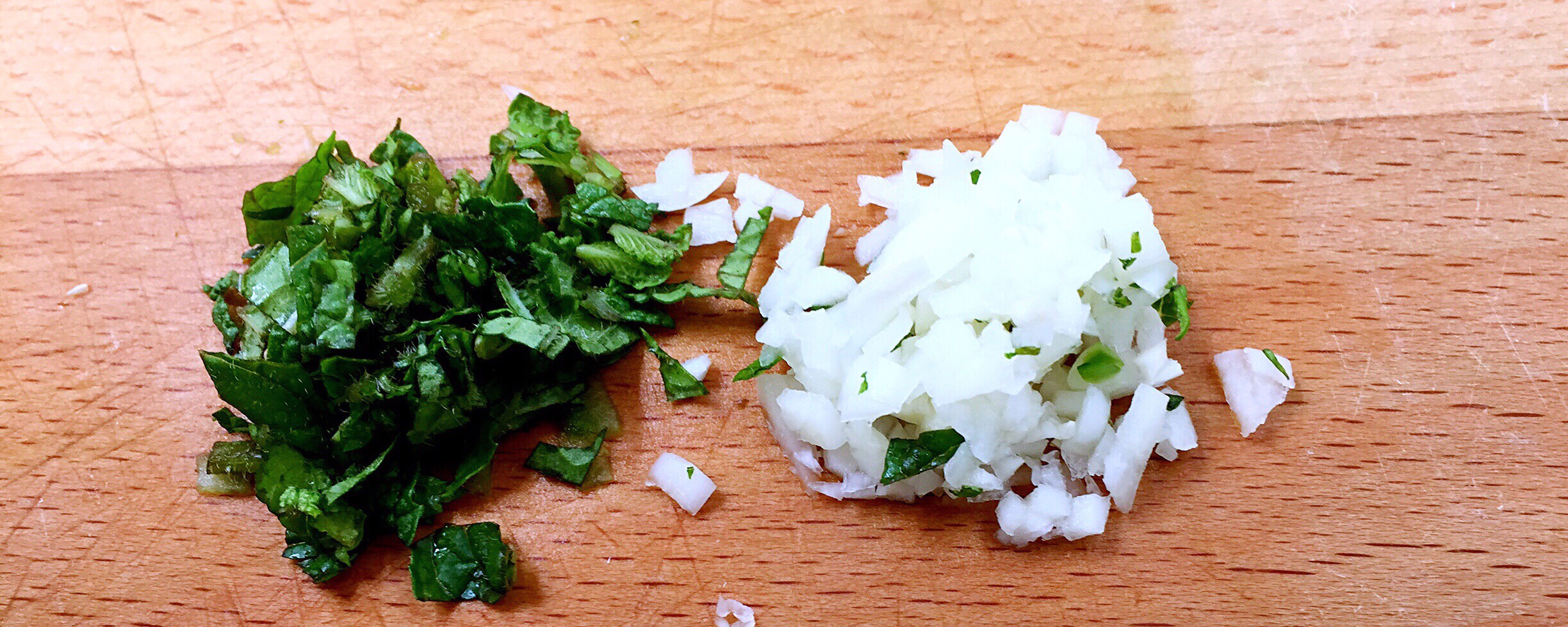 虾黄瓜苹果牛油果拌沙拉,芒果虾酱沙拉