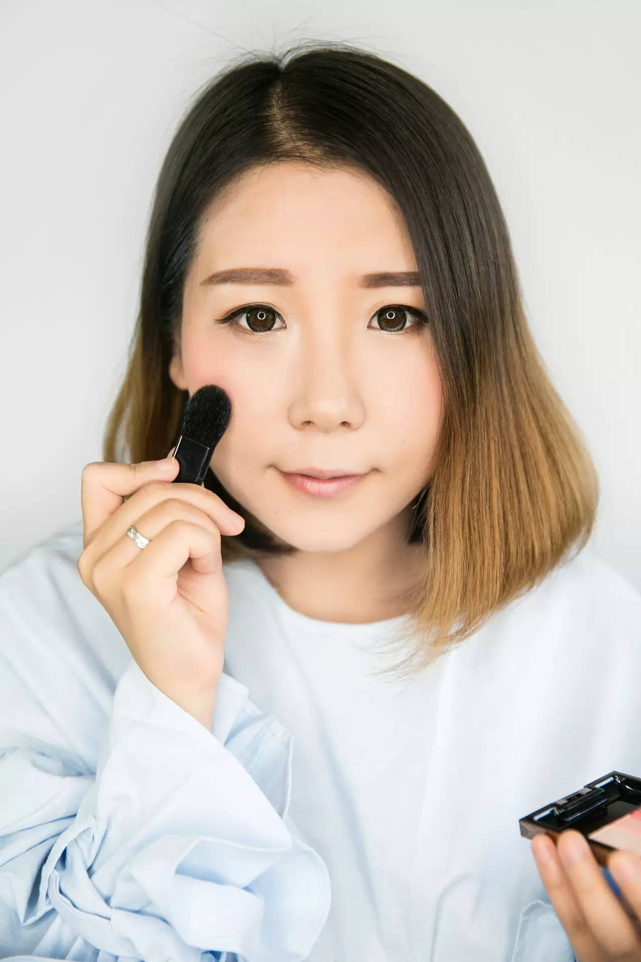 清新淡雅甜美妆,温柔知性淑女妆