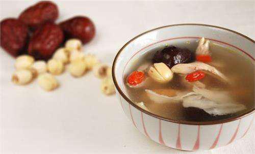 婆婆发现怀孕媳妇有血,婆婆发现怀孕儿媳有血