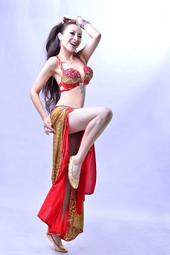 千万不要以为我们只有一种肚皮舞