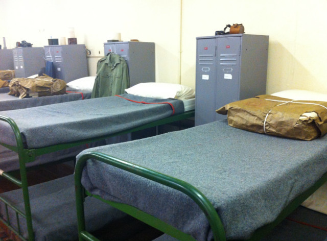 人类建造地下堡垒,人类建造避难所抵御核弹